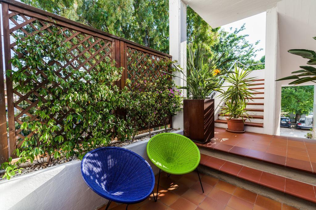Hotel Residence Hibiscus La Caletta Buitenkant foto