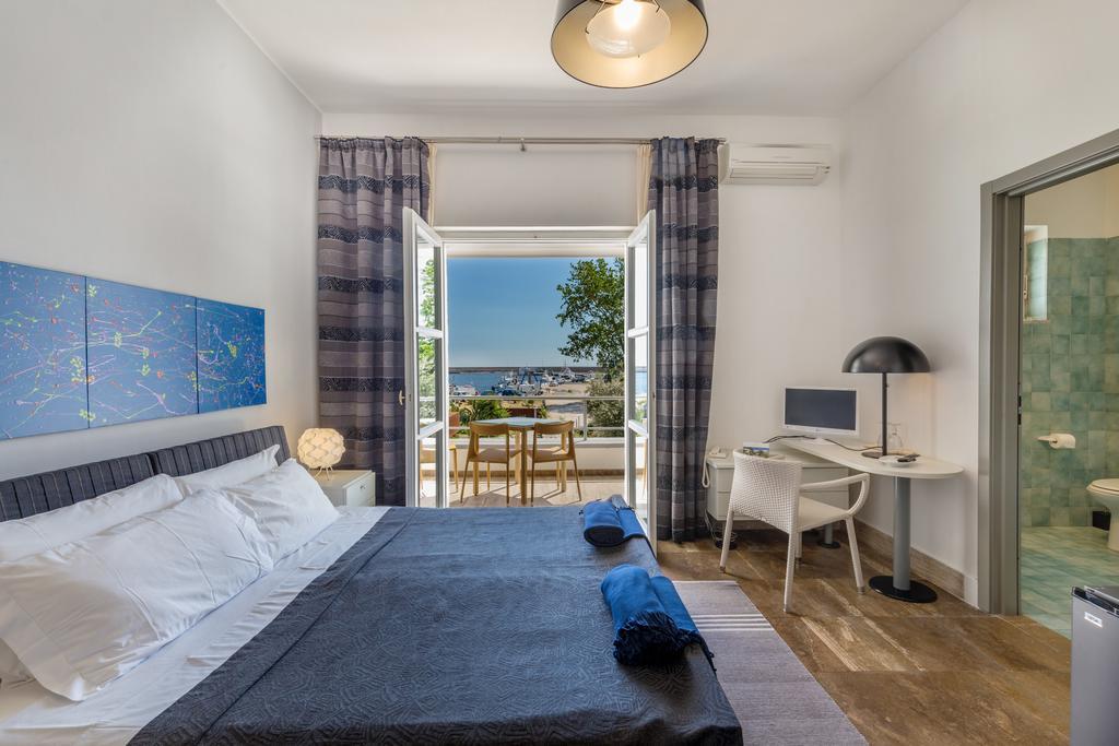 Hotel Residence Hibiscus La Caletta Buitenkant foto