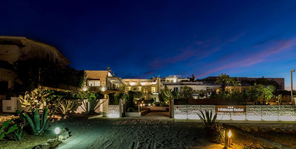 Hotel Residence Hibiscus La Caletta Buitenkant foto