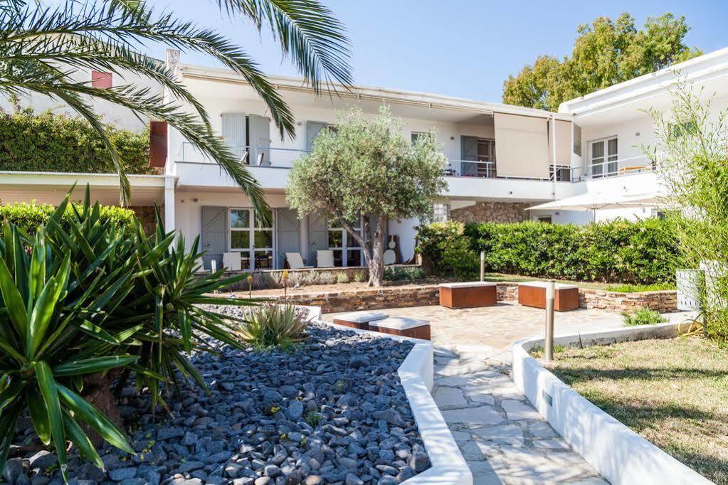 Hotel Residence Hibiscus La Caletta Buitenkant foto